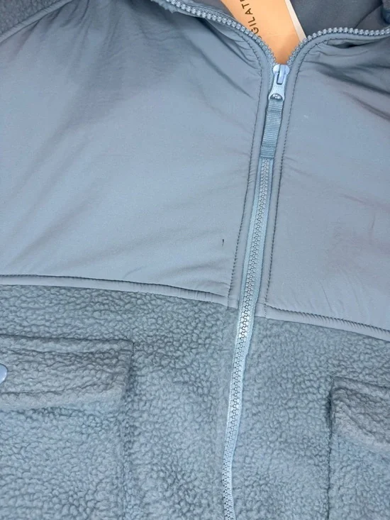 Blogilates Women’s Bonfire Fleece Jacket - Light Blue Size Medium NWT - Picture 7 of 14